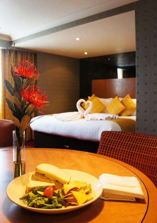 Ramada Hatfield Hatfield  Eksteriør bilde