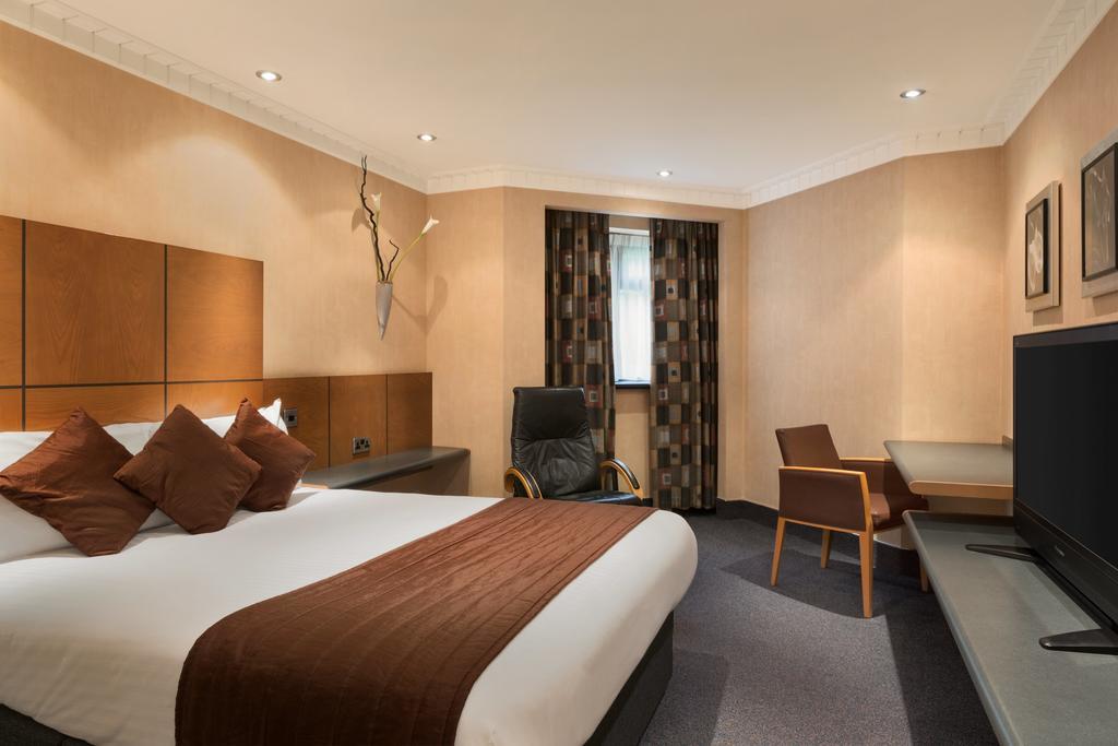 Ramada Hatfield Hatfield  Eksteriør bilde