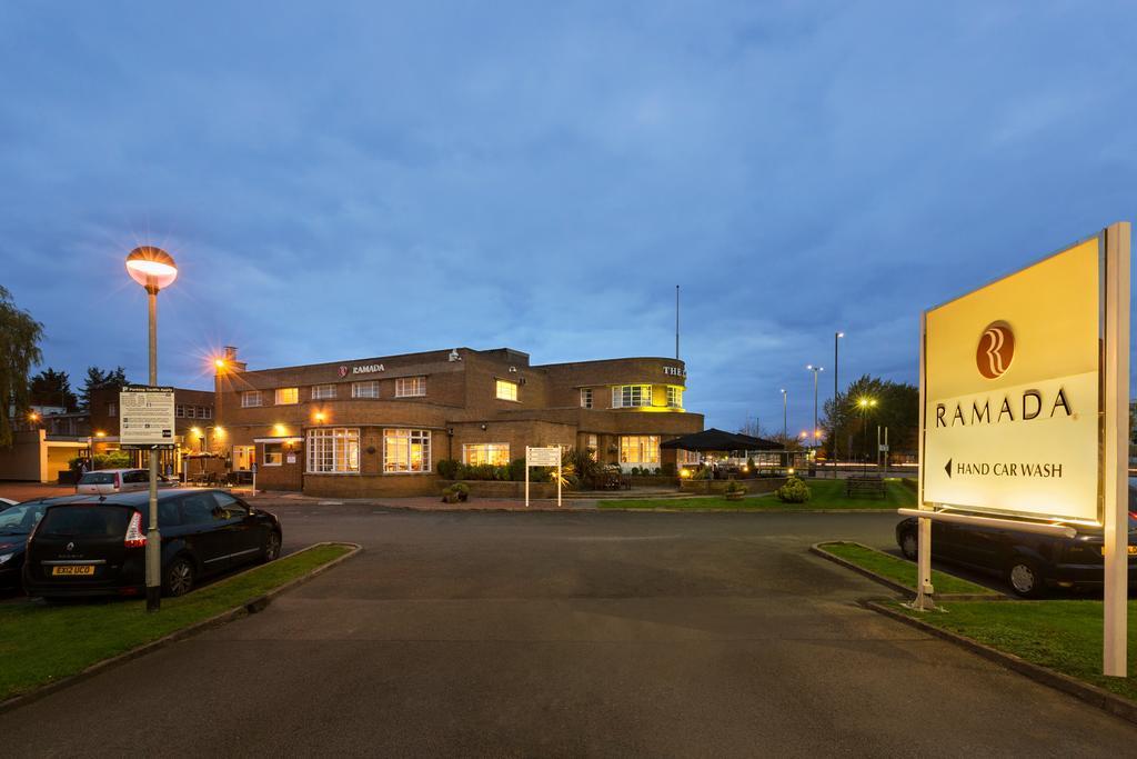 Ramada Hatfield Hatfield  Eksteriør bilde