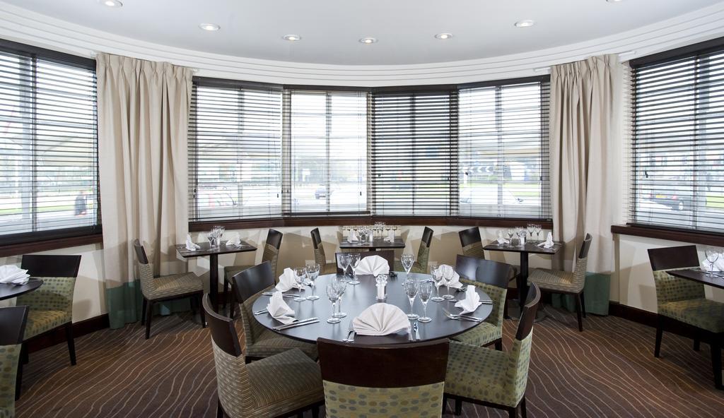 Ramada Hatfield Hatfield  Restaurant bilde